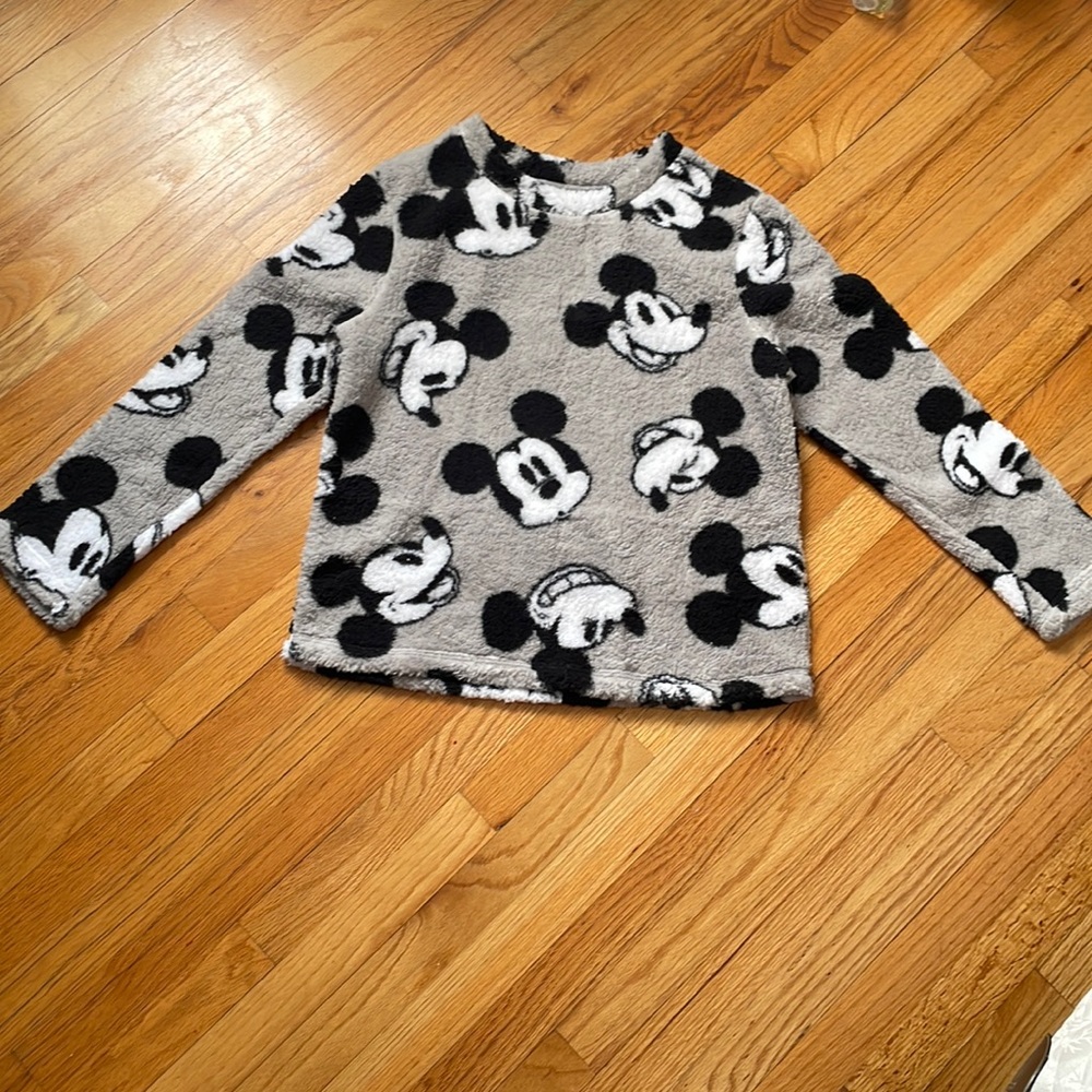 Disney Mickey sweater
